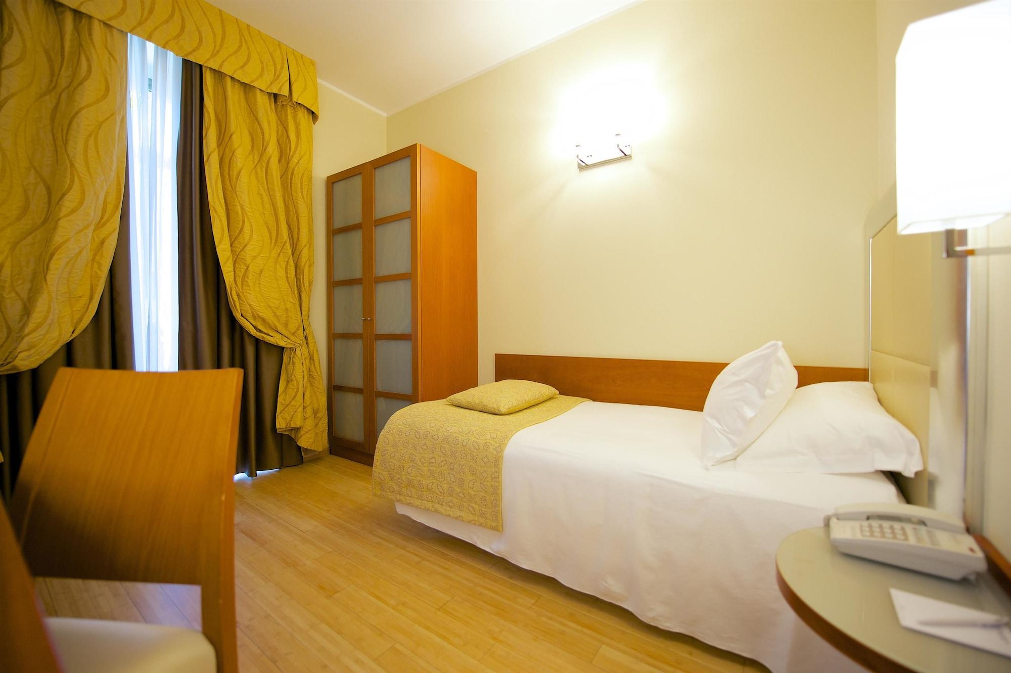 Western Crystal Palace 4*