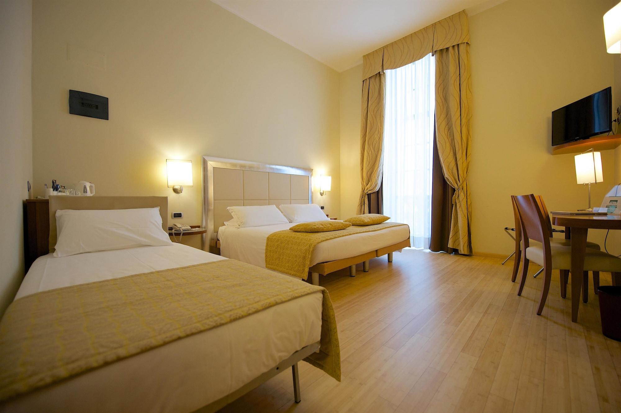 Western Crystal Palace Hotel