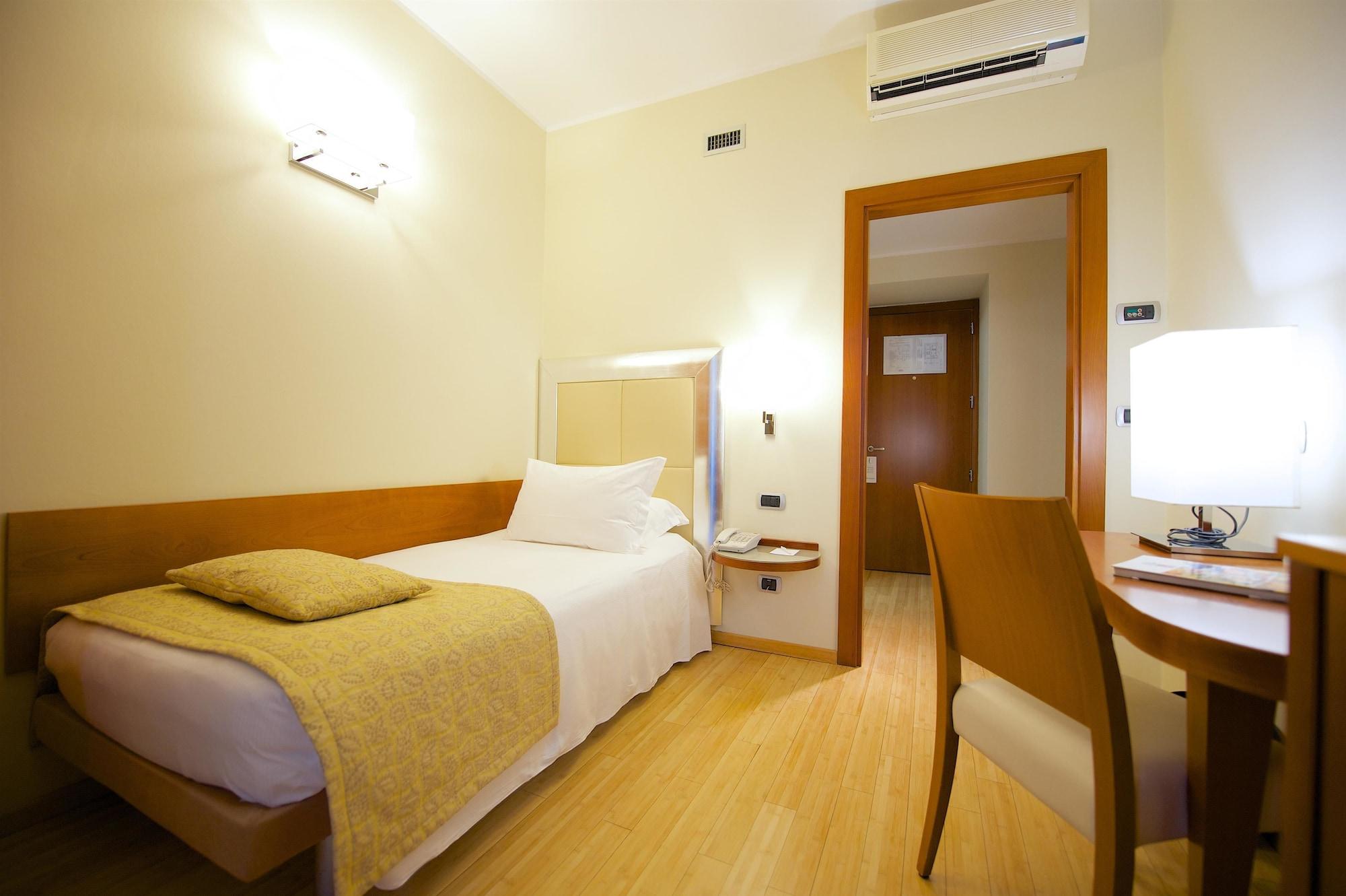 Western Crystal Palace Hotel Turín