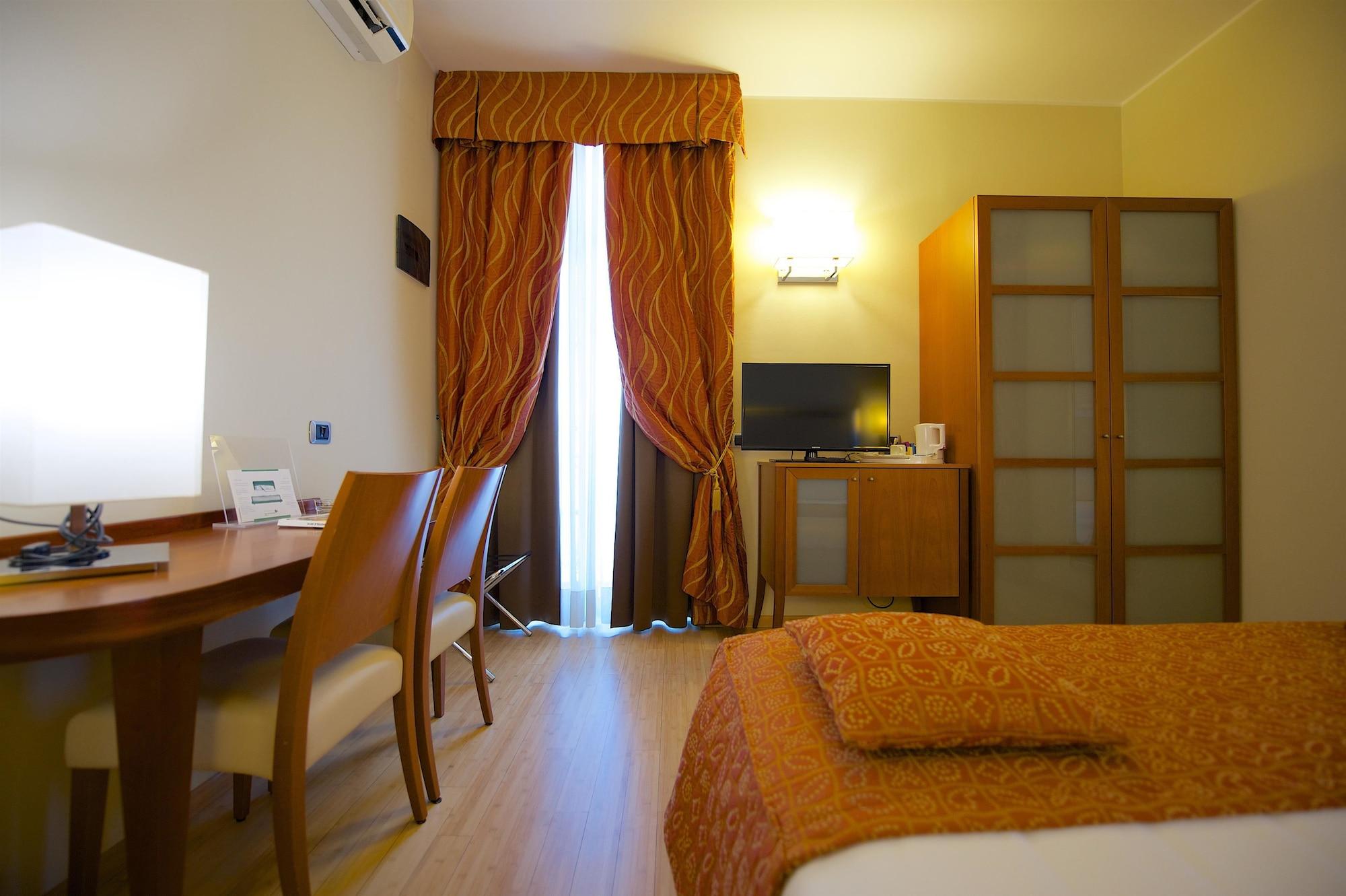 Western Crystal Palace Hotel Turín
